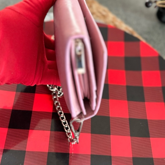 BURBERRY bi-fold wallet embossed leather pink check pattern long L-shaped zipper - Picture 6 of 17